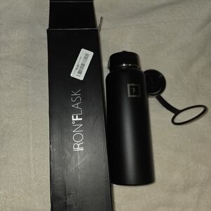 🌟🌟Iron Flask Black Water Bottle🌟🌟